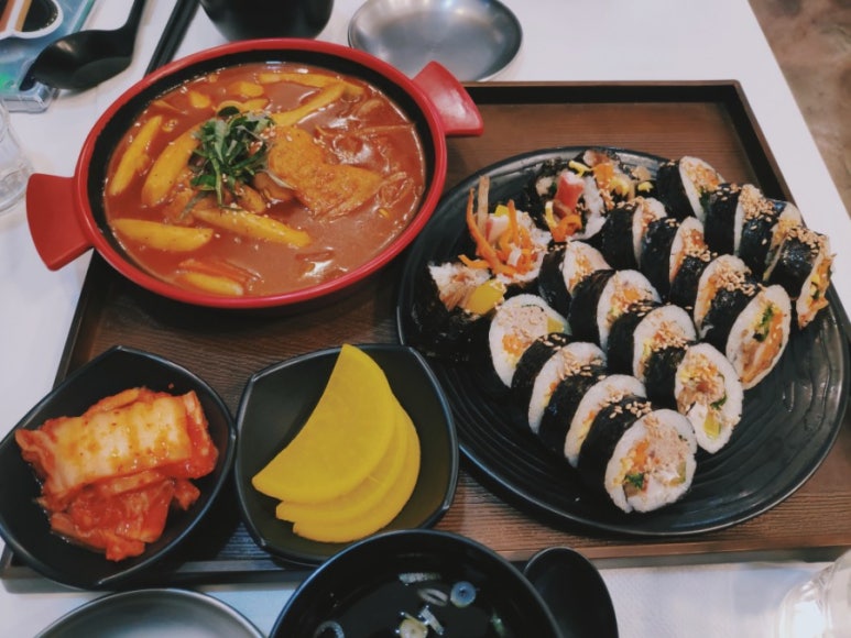 야미야미분식카페 이미지