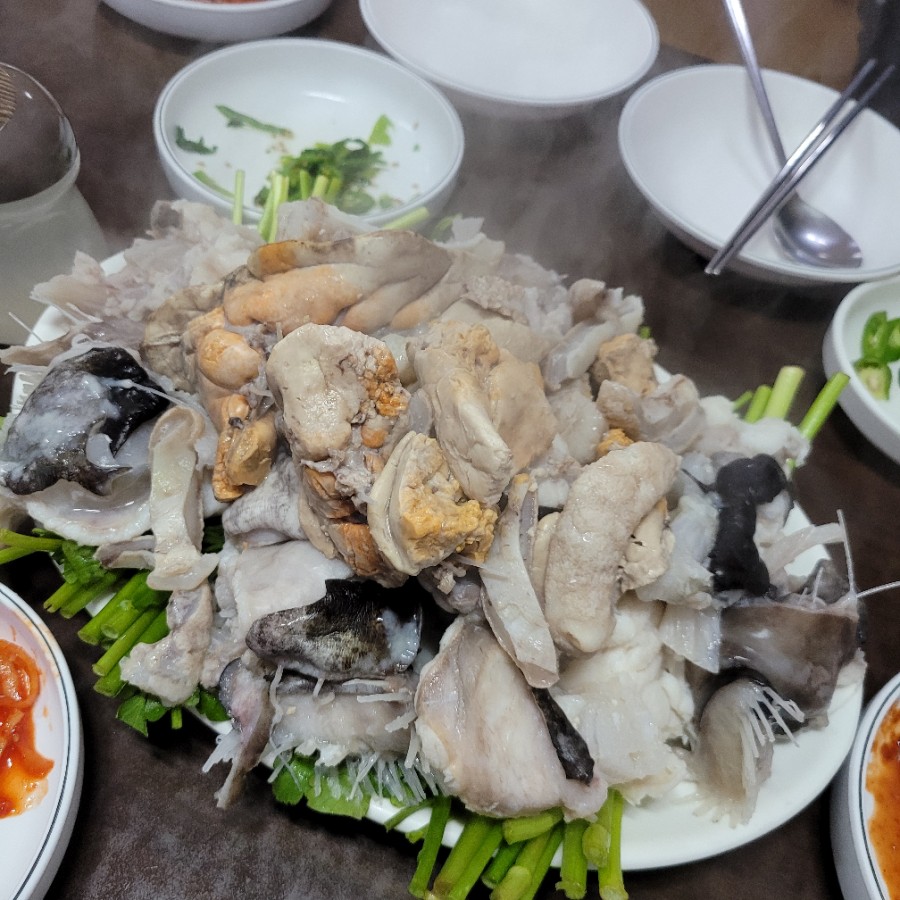 자갈치아구찜 이미지