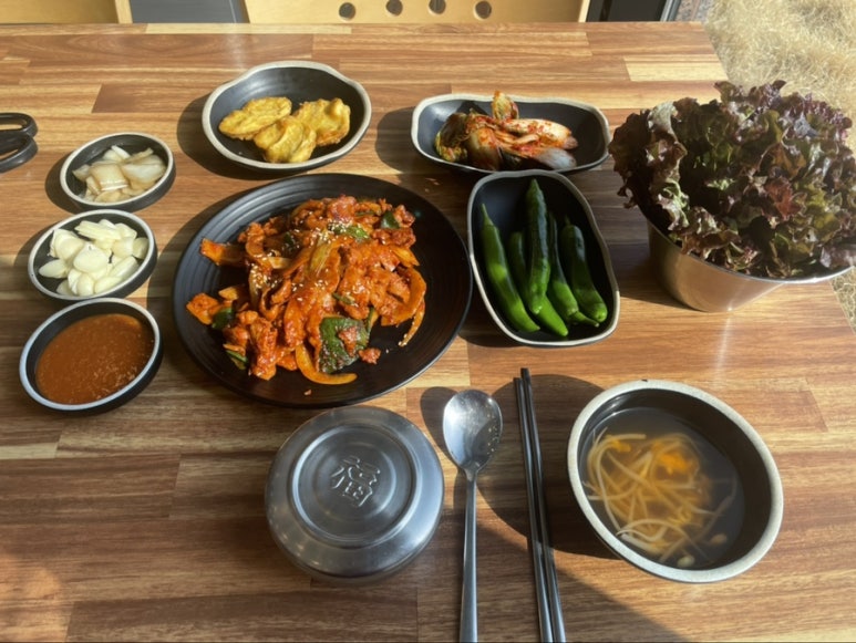 김이네행복한족발집 이미지