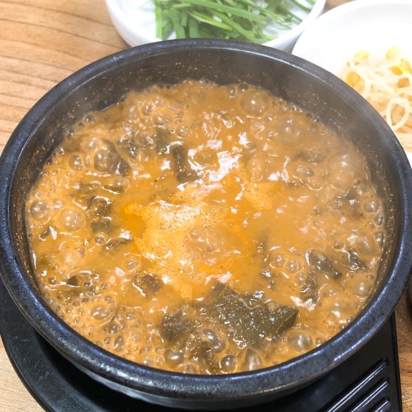 꽃담은그릇 이미지