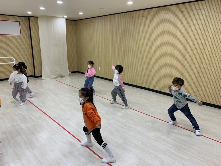 친구친구컴퍼니 이미지