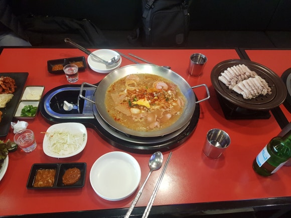 놀부보쌈부대찌개 이미지