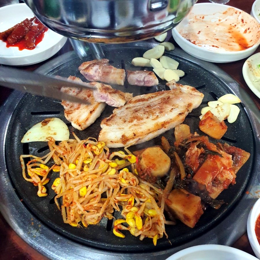 부뚜막한입고기 이미지