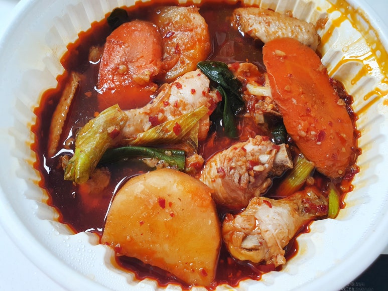 또이스치킨찜닭 이미지