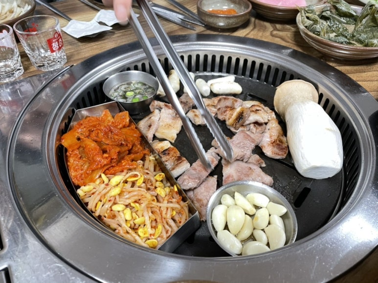 안동꿀돼지 이미지