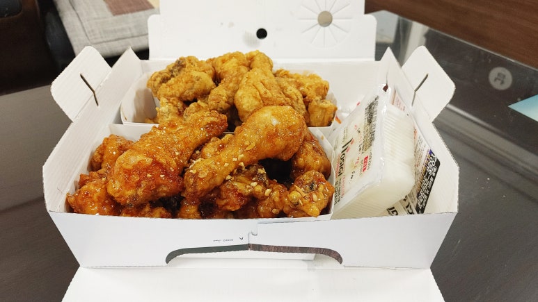 호식이두마리치킨문덕점 이미지