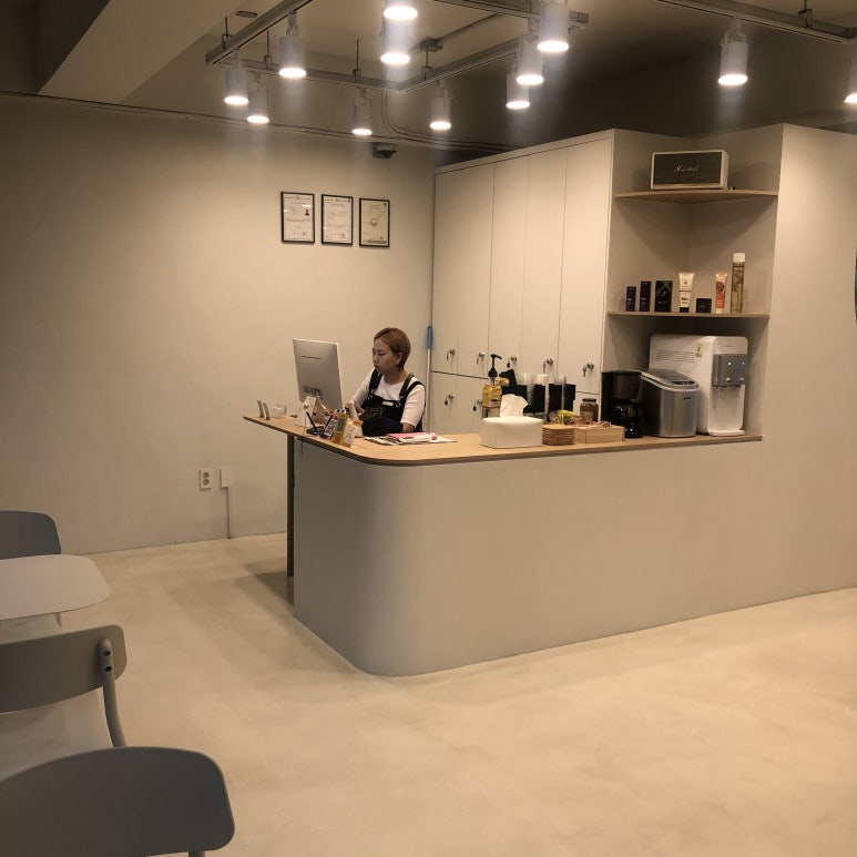 살롱드예전 이미지