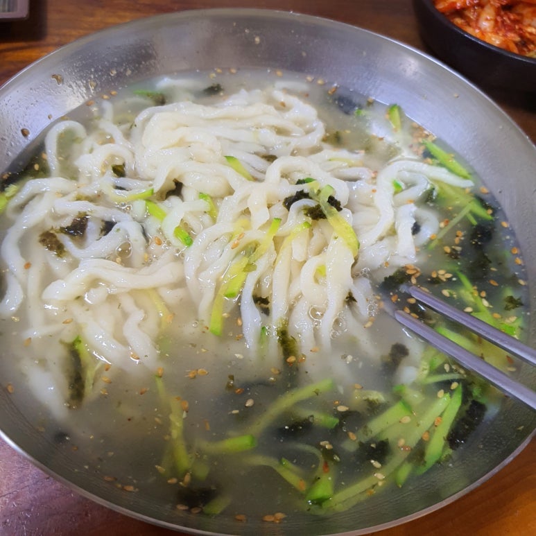 정담손칼국수 이미지