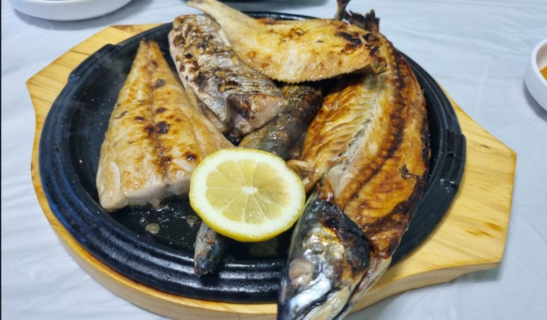 정다운돌솥밥생선구이 이미지