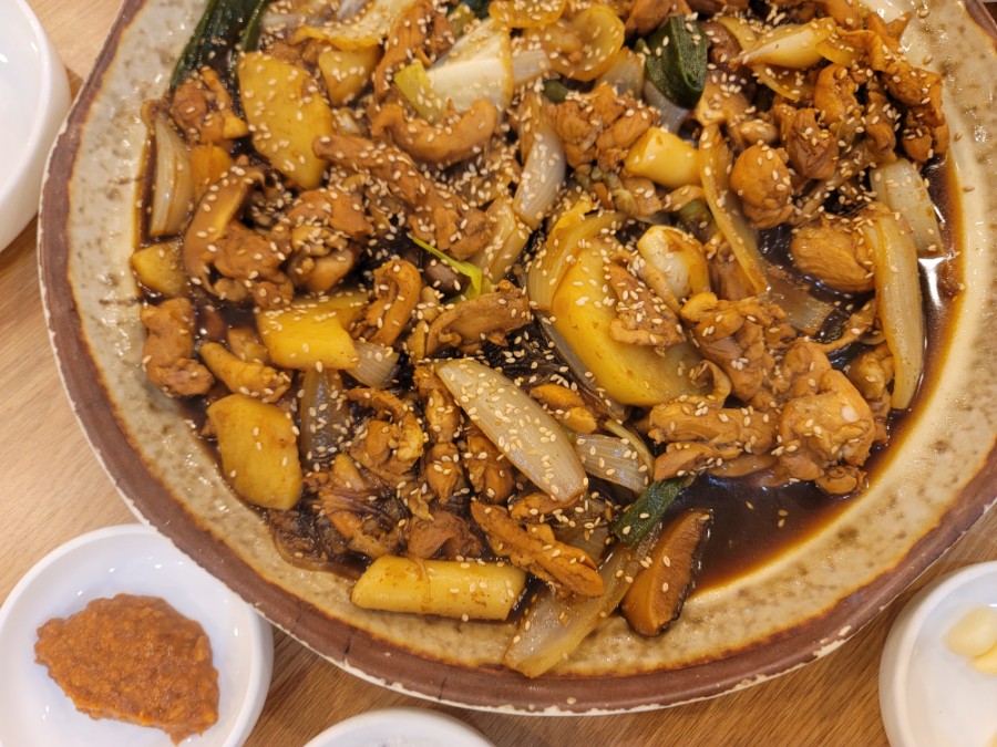 닭올닭찜닭 이미지