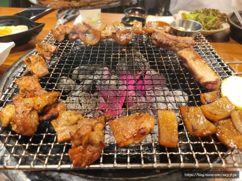 홍이집 석산점 이미지
