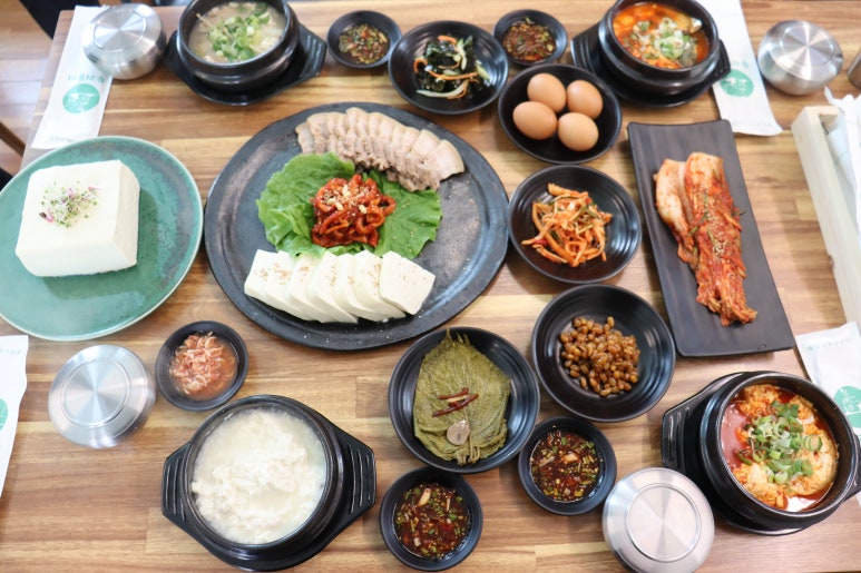 제주흑돼지왕만두 이미지