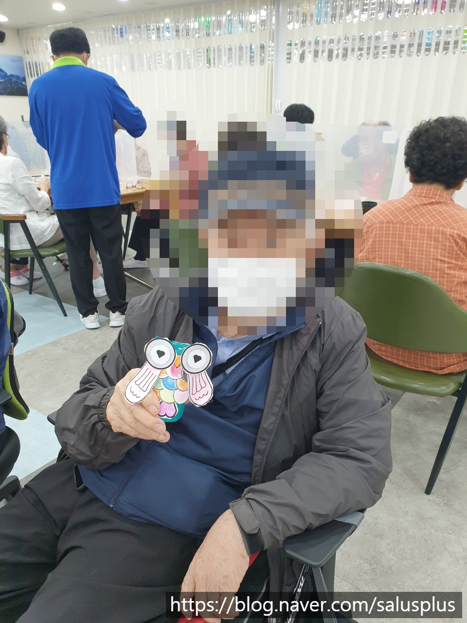 부엉이숲 이미지
