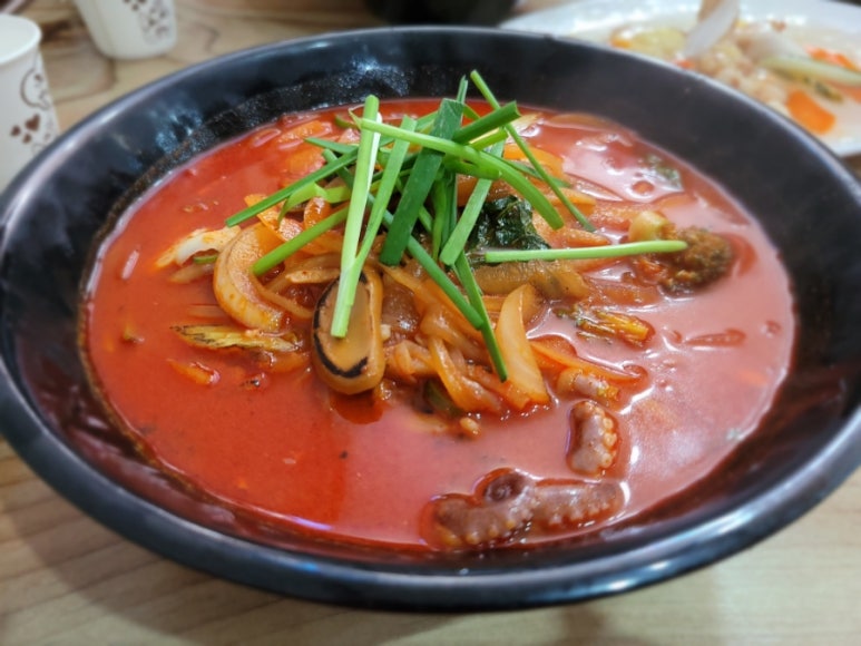 짬뽕도둑 이미지