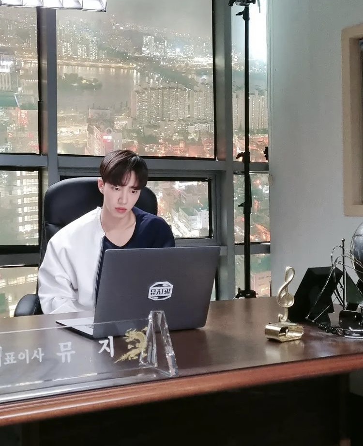 정컴퍼니 이미지
