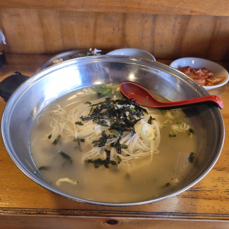 오마니국수 이미지
