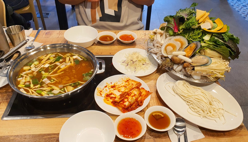 봉창칼국수 이미지