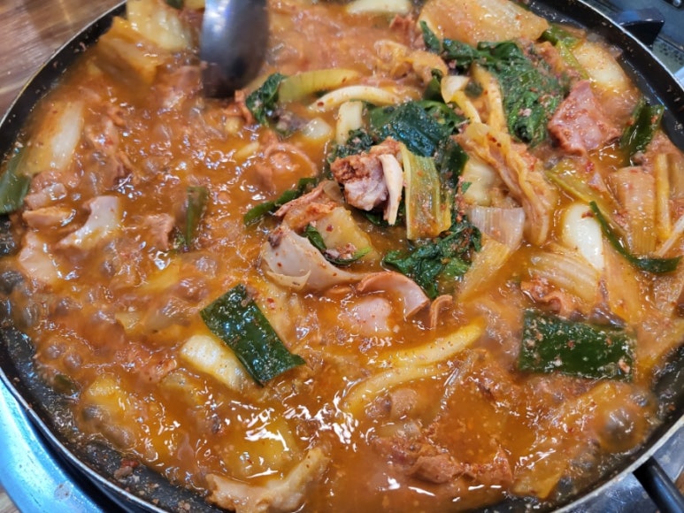 금돈곱창전골 이미지