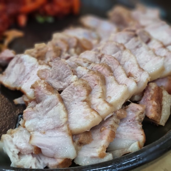 항아리보쌈돌돌이김치 이미지