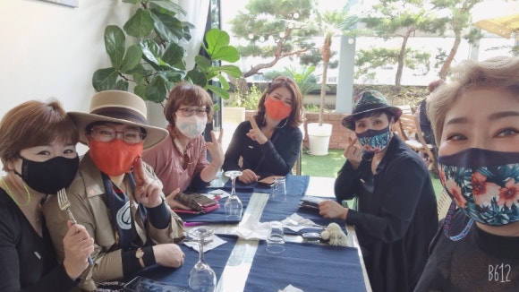 로샤 라운지 이미지