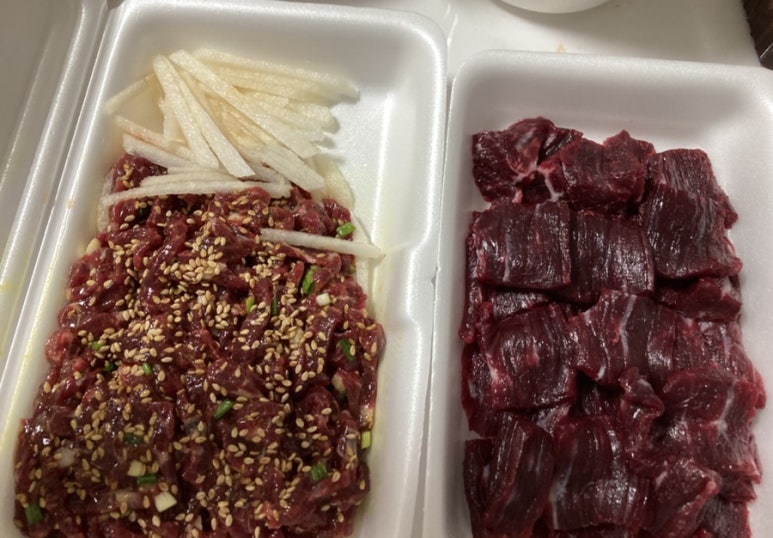 운천생고기육회 이미지