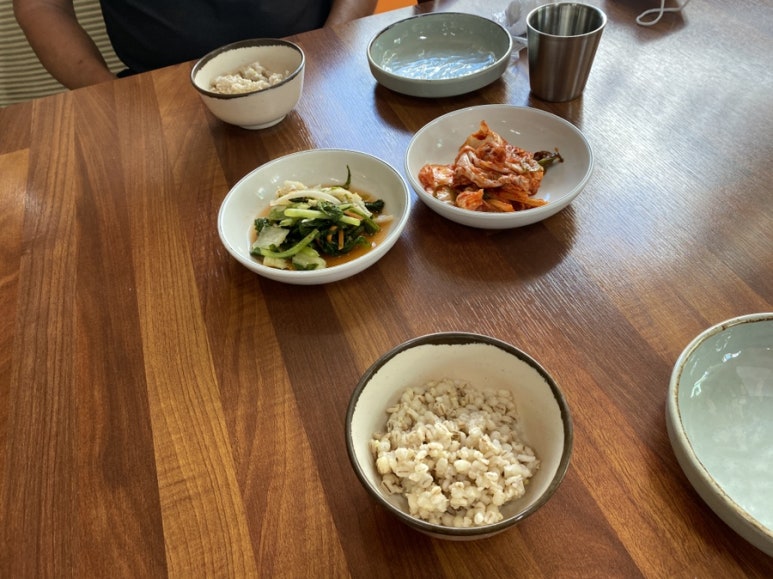 윤가네 백년초 바지락 칼국수 이미지
