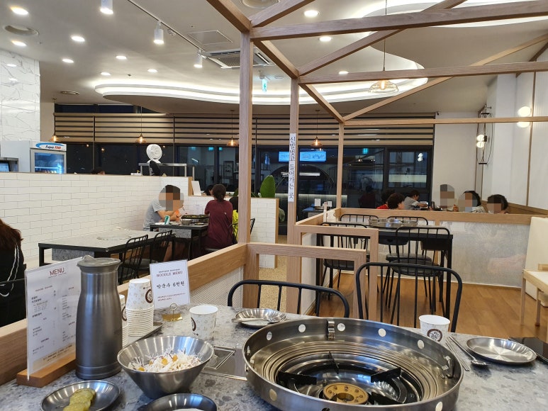 빤닭빤닭앨리웨이 이미지