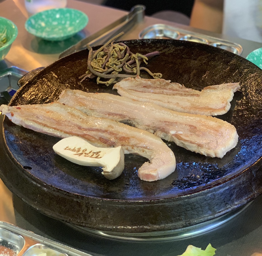 꼬장솥뚜껑삼겹살 이미지