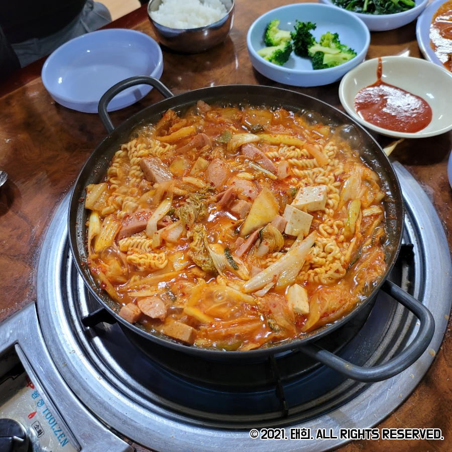 정부대찌개삼겹살 이미지