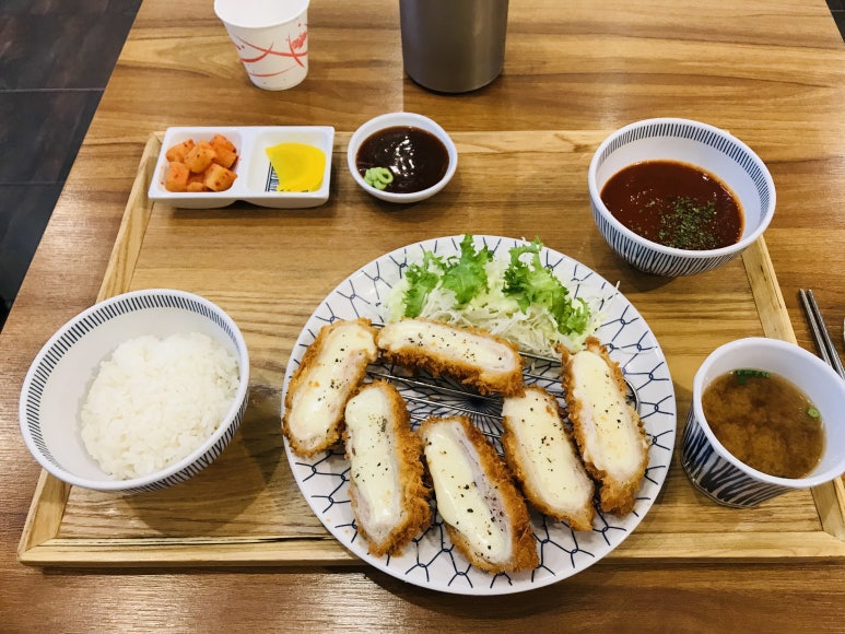 보스돈까스 이미지
