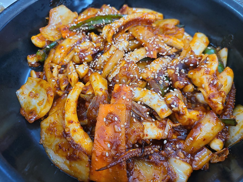 정다운칼만두 이미지