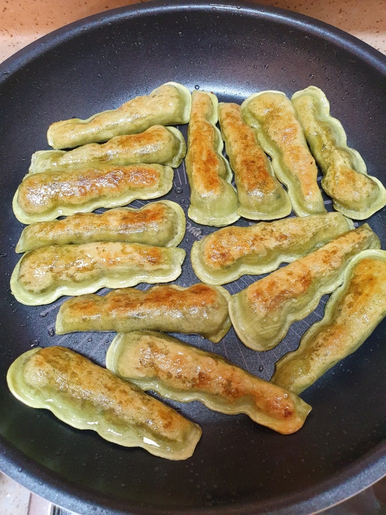동현만두 이미지
