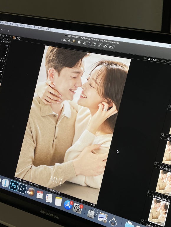 강준영스튜디오 이미지