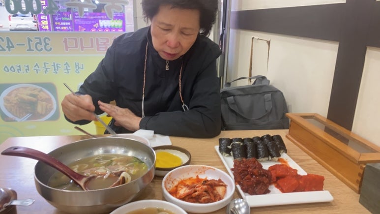 정성충무김밥 이미지