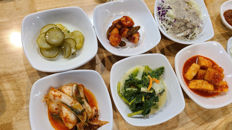 알콩달콩까망염소 이미지