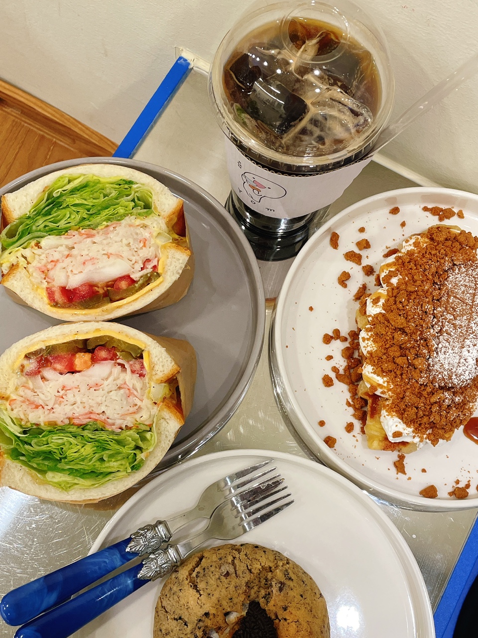 욤카페 이미지
