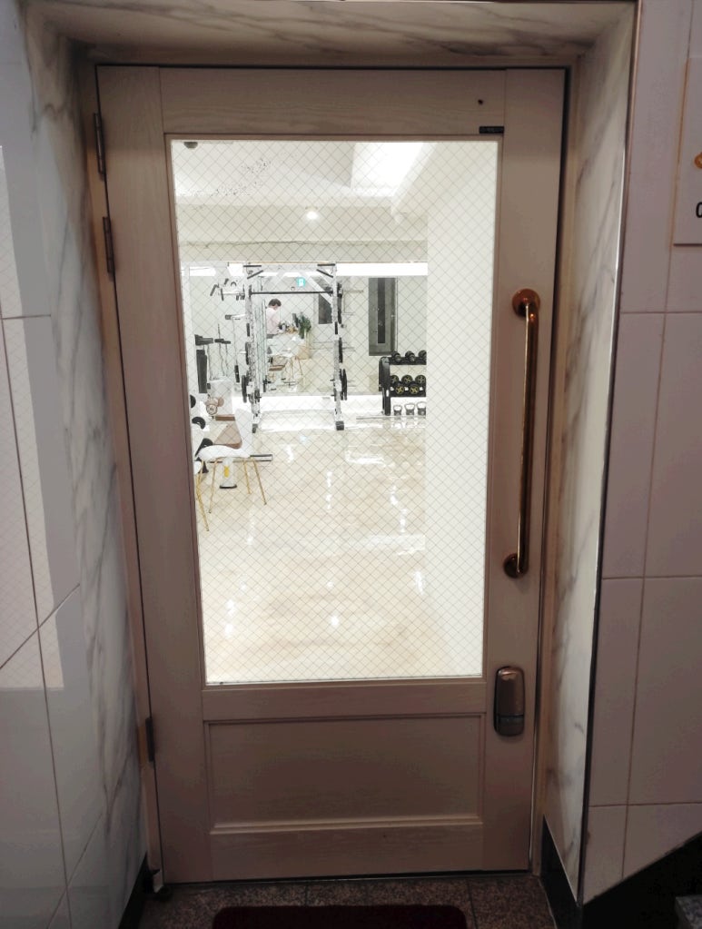 이루짐 피티샵 이미지