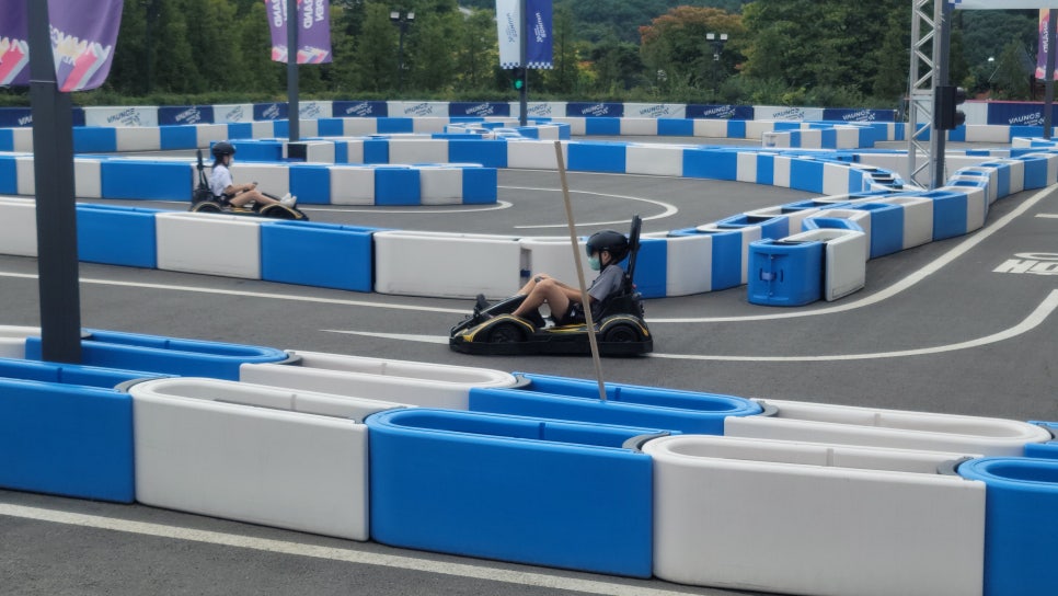바운스 레이싱파크 이미지