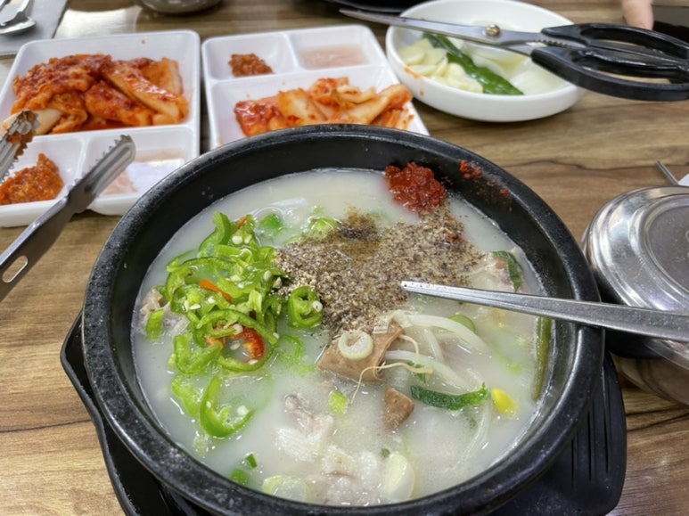 골목순대국 이미지