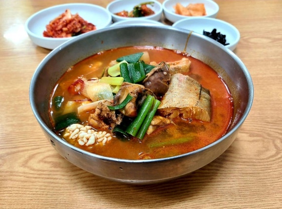 대왕동태탕 이미지