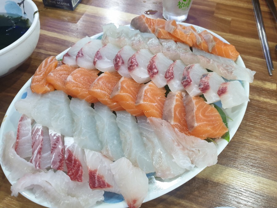 무진장 오징어회 포차 이미지