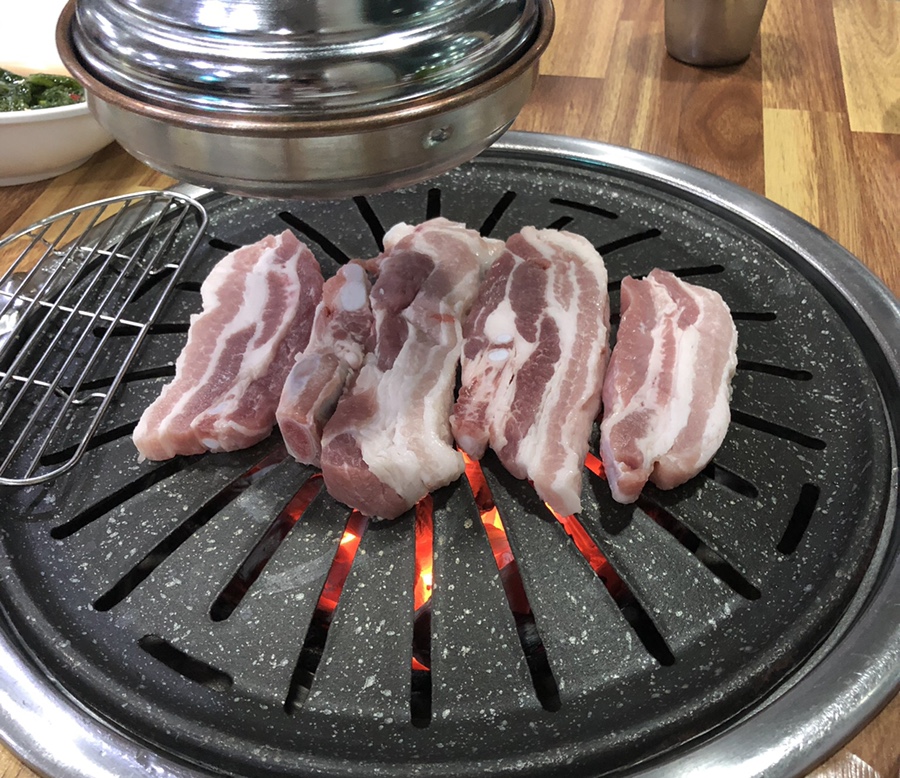 참숯생고기마을 이미지