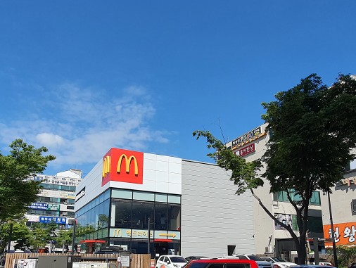 한국맥도날드안산고잔DT점 이미지