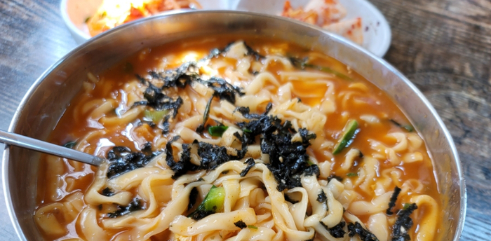 왕솔밭칼국수 이미지