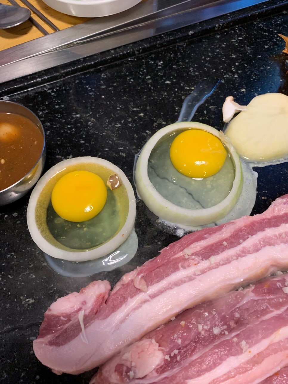 아궁이왕돌구이 이미지