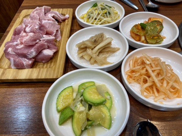 신창축산 정육식당 이미지