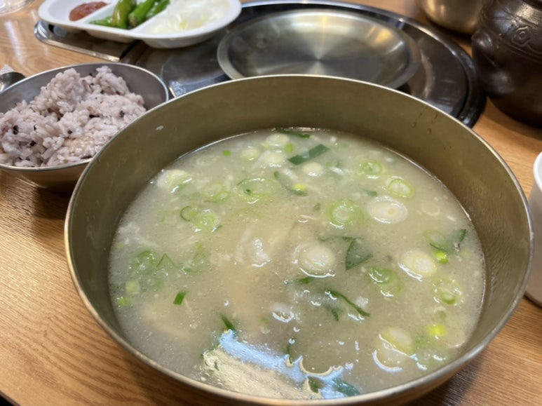 오로지닭곰탕 이미지