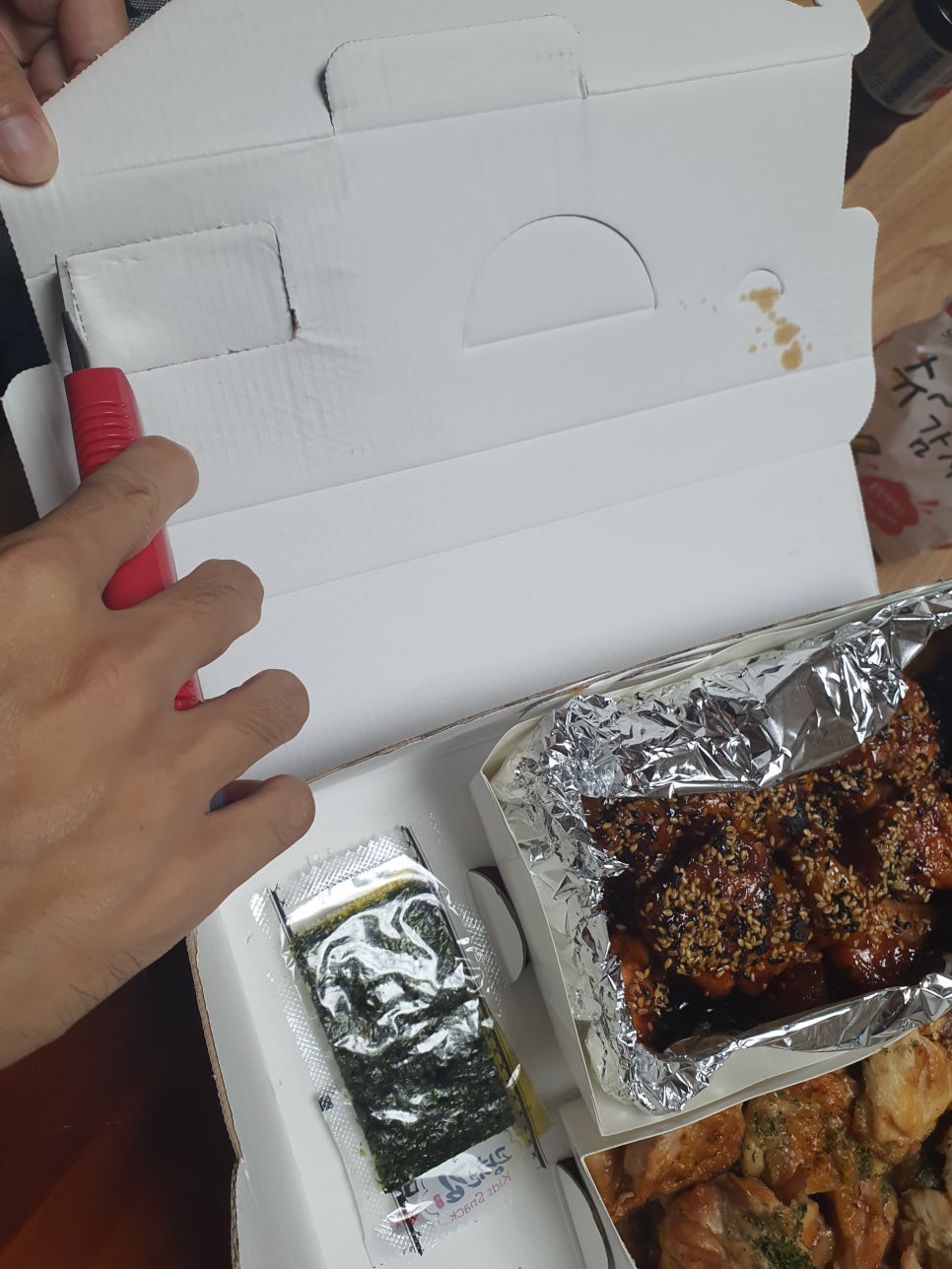 꾸브라꼬숯불두마리치킨진주 이미지