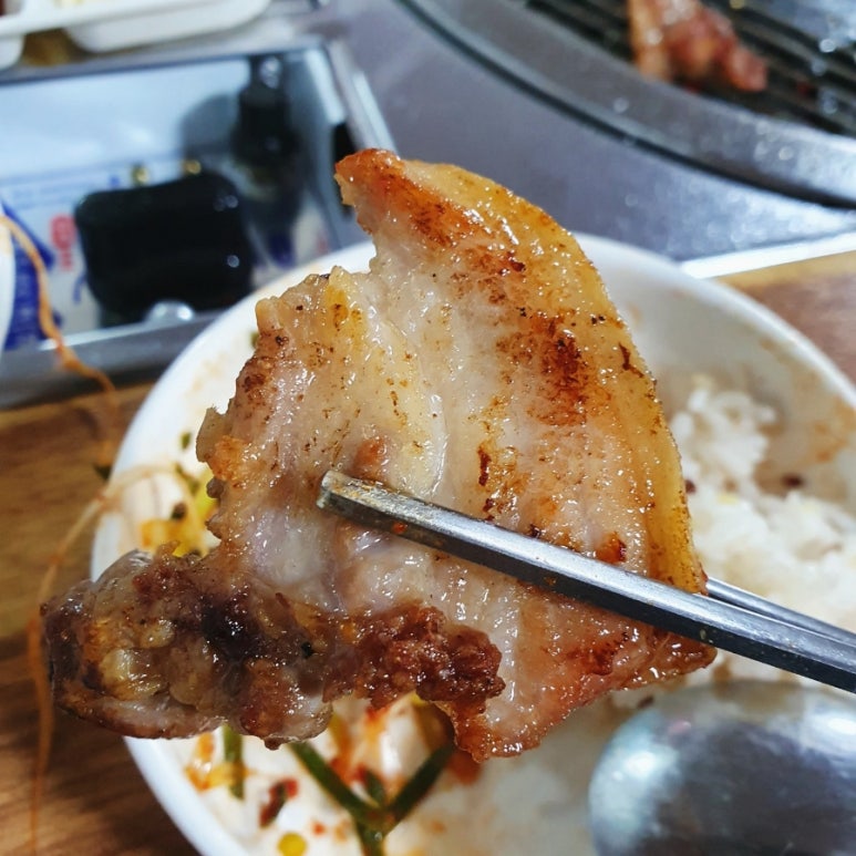 한판뒷고기 이미지