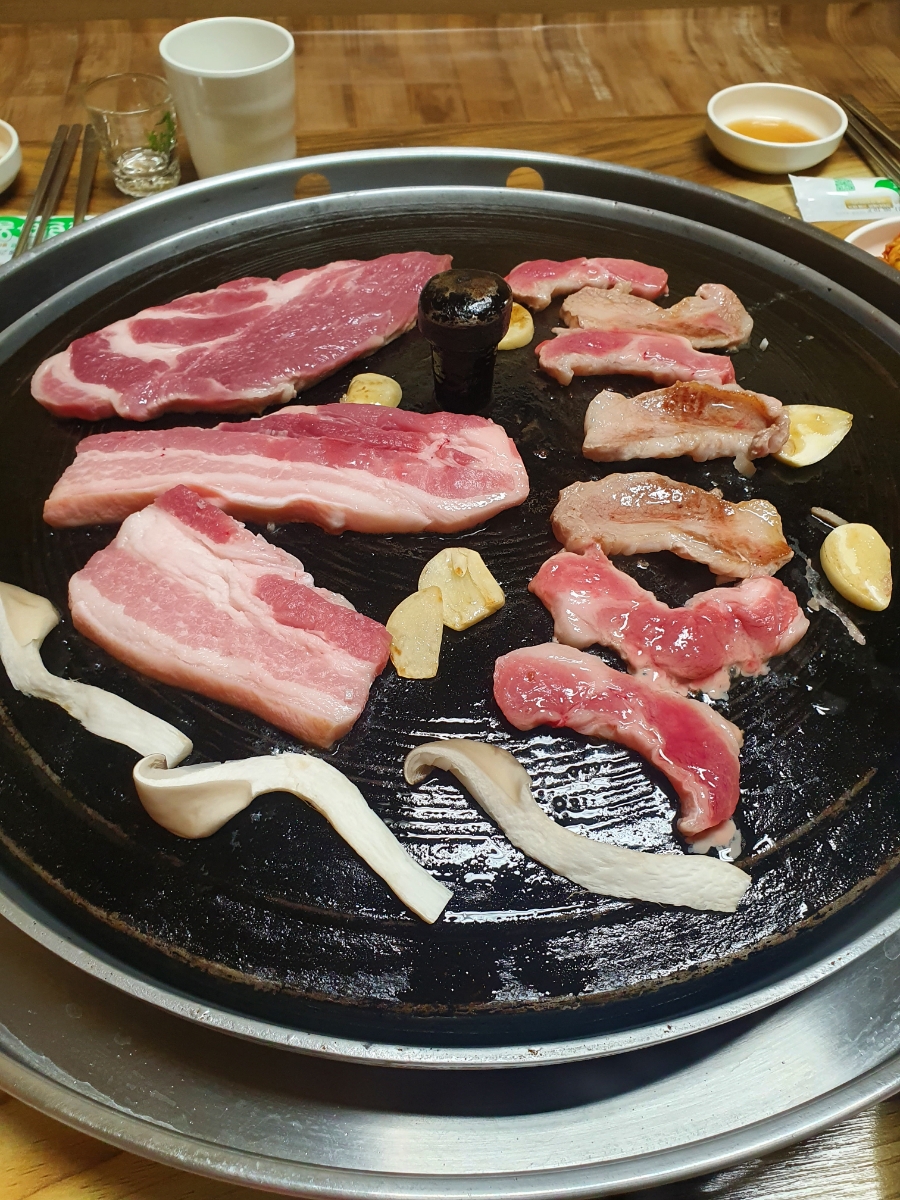 고향맛돈 이미지